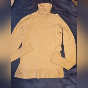 Saks Fifth Avenue Cream Turtleneck Sweater